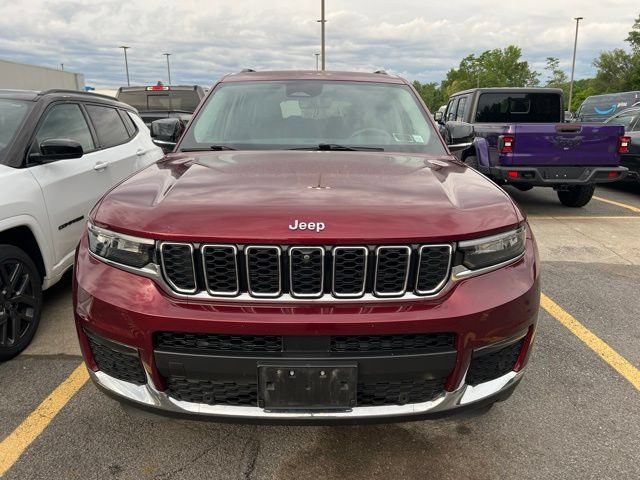 Used 2023 Jeep Grand Cherokee L Limited w/ Luxury Tech Group II AWD/4WD image 6