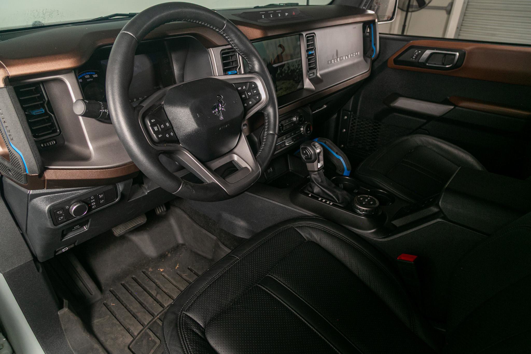 Used 2022 Ford Bronco Outer Banks w/ Sasquatch Package image 2