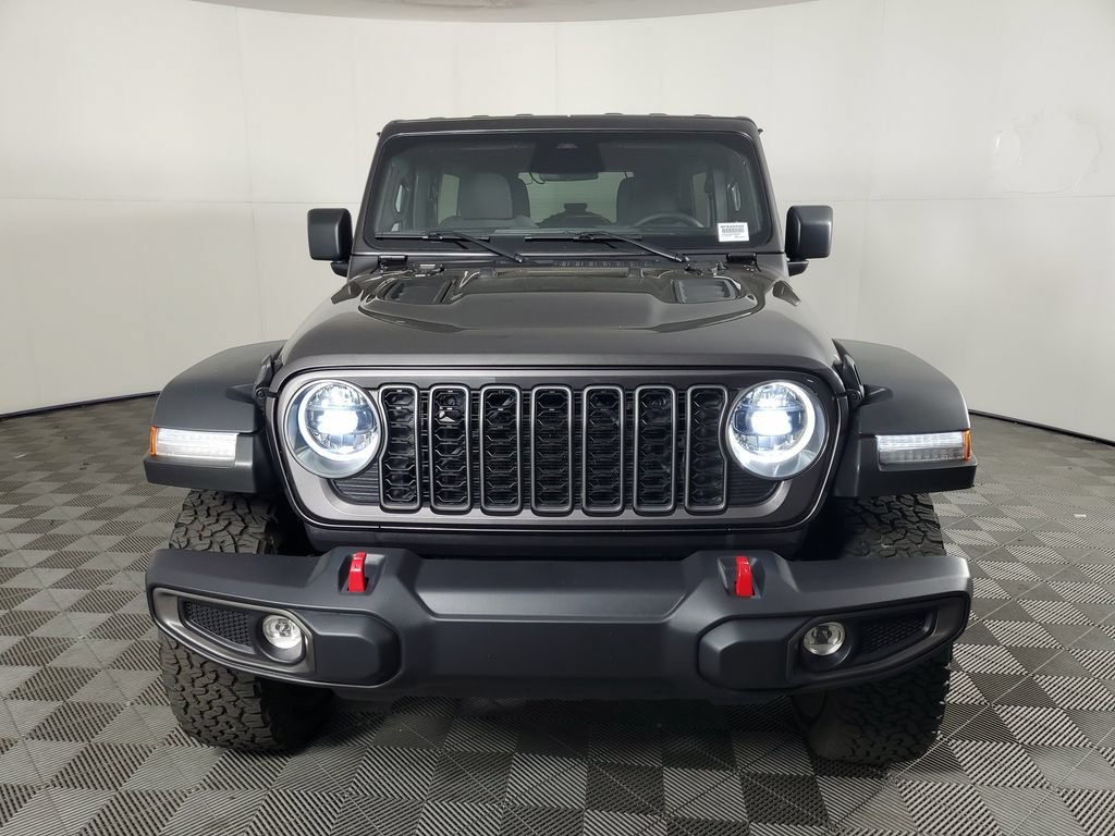 Used 2025 Jeep Wrangler Unlimited Rubicon w/ Convenience Group AWD/4WD image 9