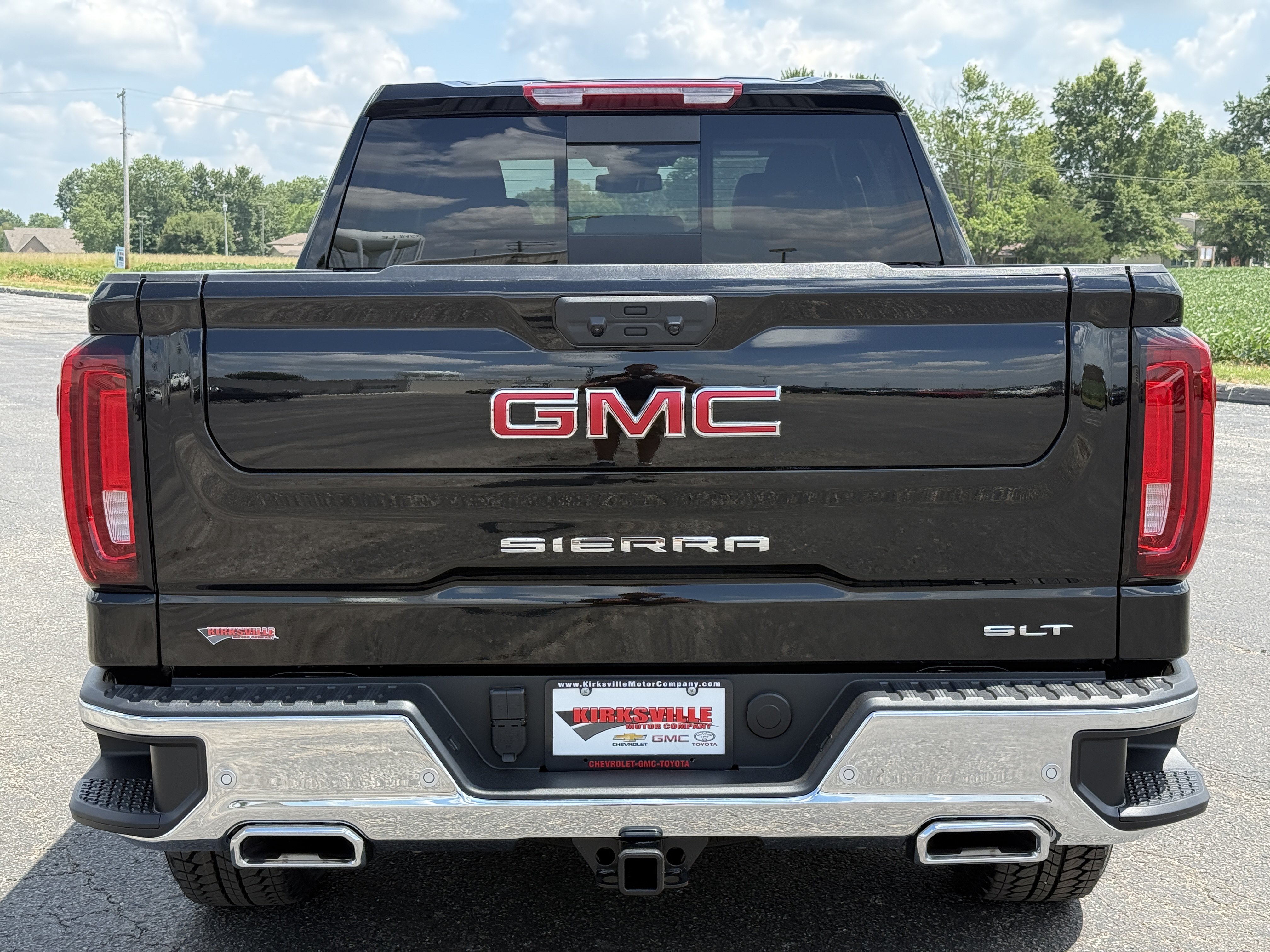 New 2026 GMC Sierra 1500 SLT w/ SLT Premium Plus Package AWD/4WD image 6
