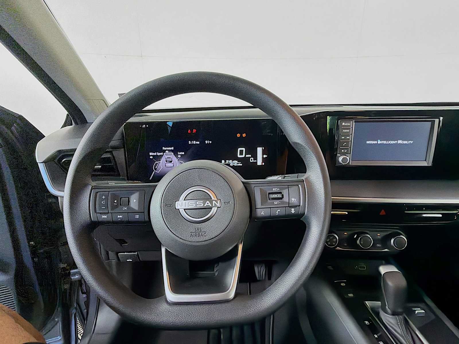 Used 2025 Nissan Kicks S AWD/4WD image 9