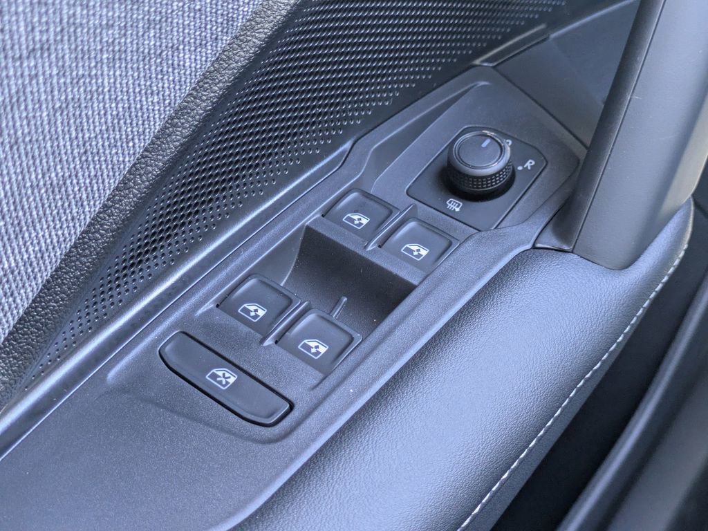 New 2026 Volkswagen Tiguan S image 23