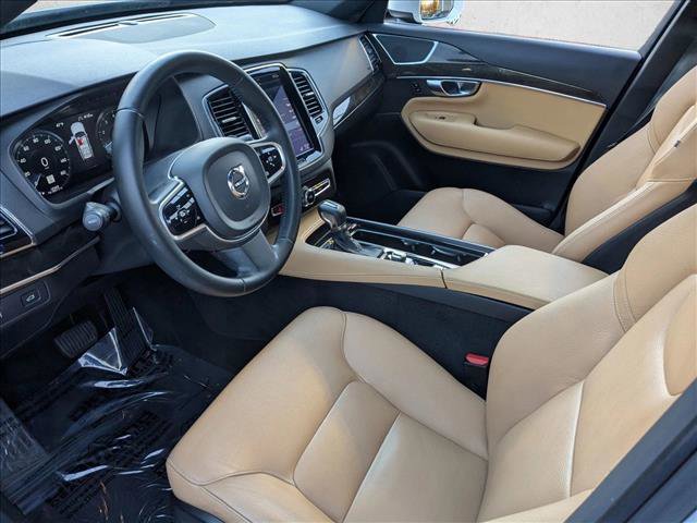 Used 2018 Volvo XC90 T6 Momentum w/ Convenience Package image 10