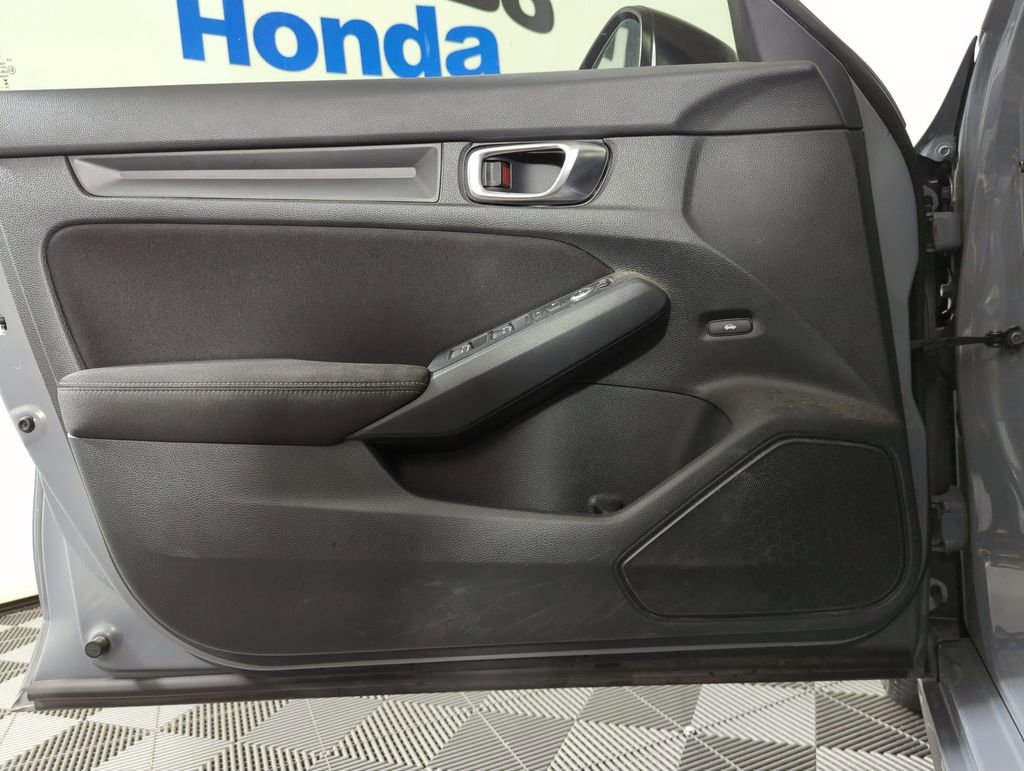 Certified 2025 Honda Civic Sport image 9
