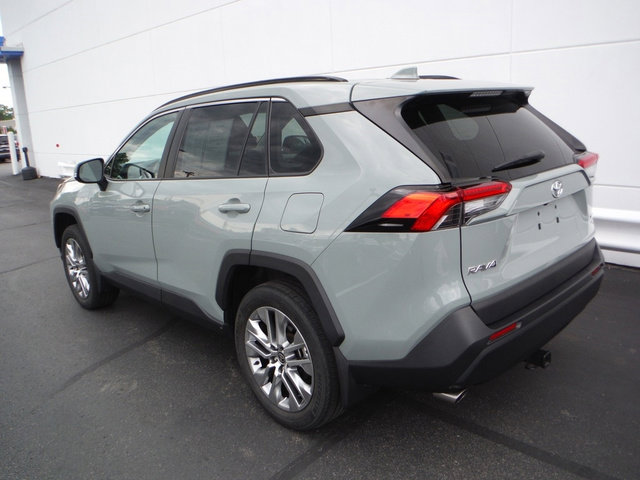 Used 2023 Toyota RAV4 XLE Premium AWD/4WD image 11