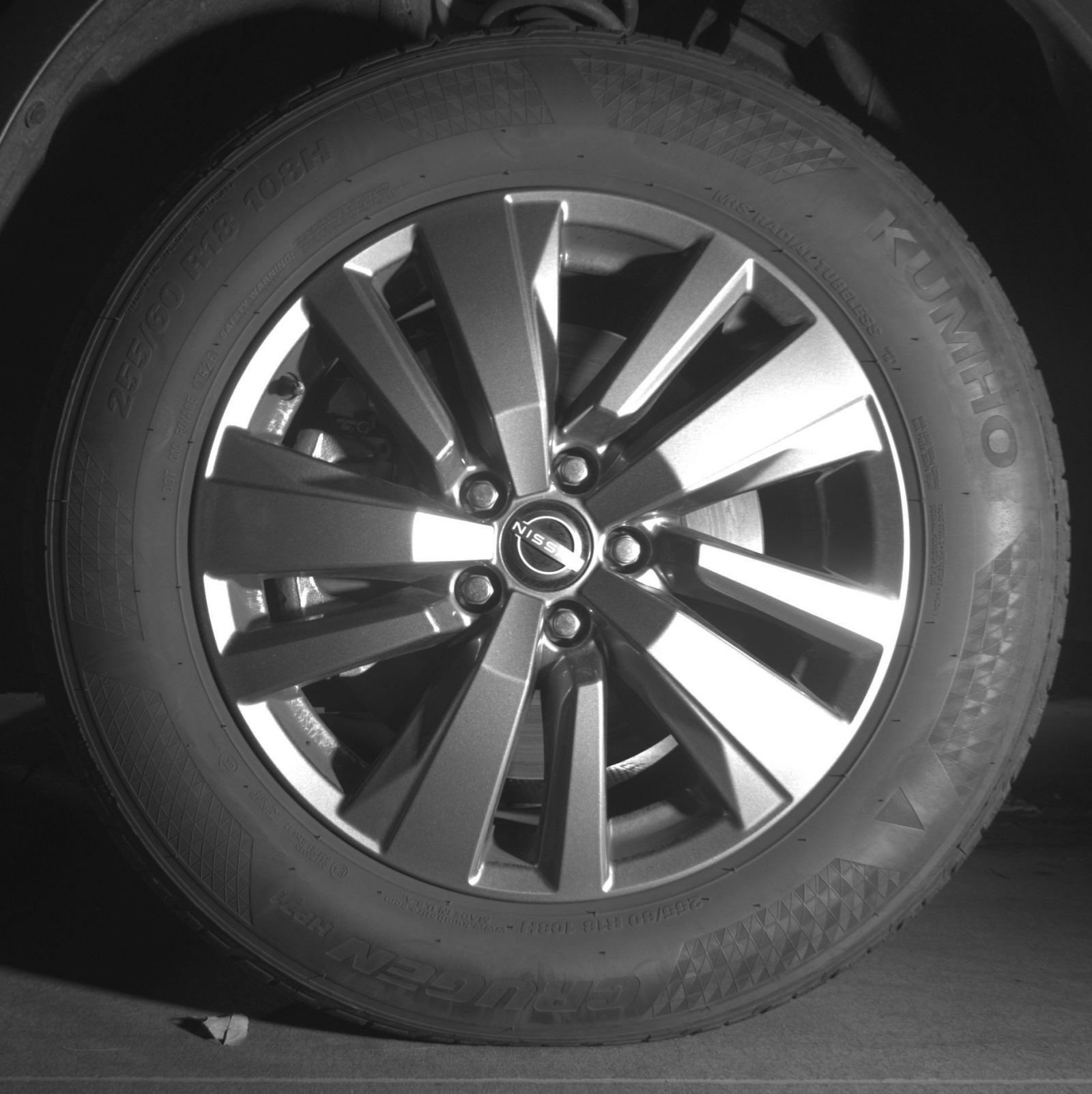 Used 2025 Nissan Pathfinder SV FWD image 20