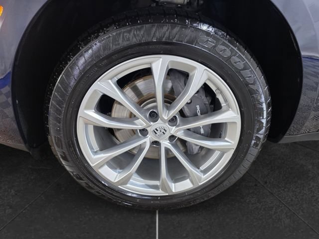 Used 2023 Porsche Macan AWD/4WD image 11