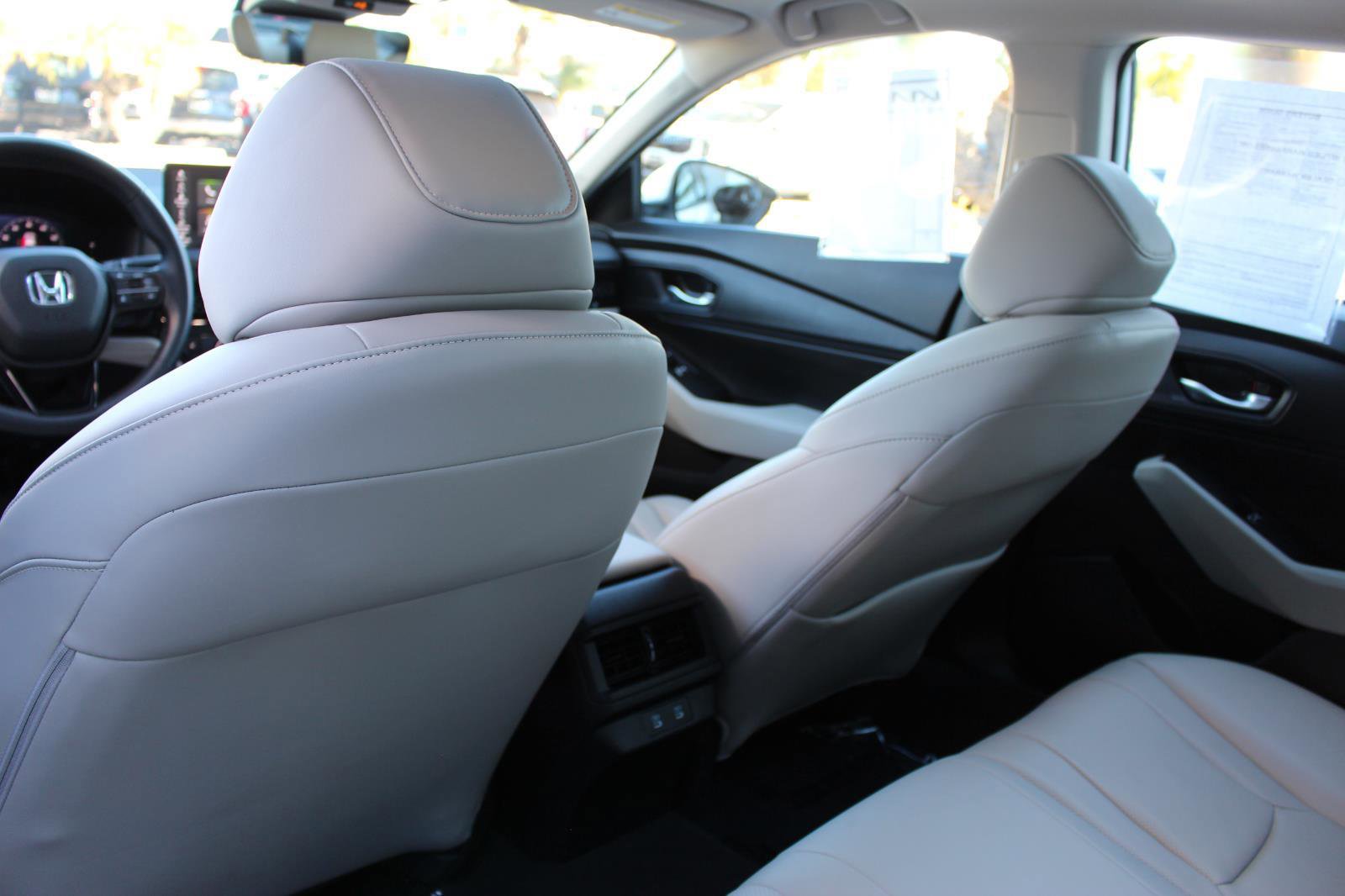 Used 2024 Honda Accord EX-L image 31