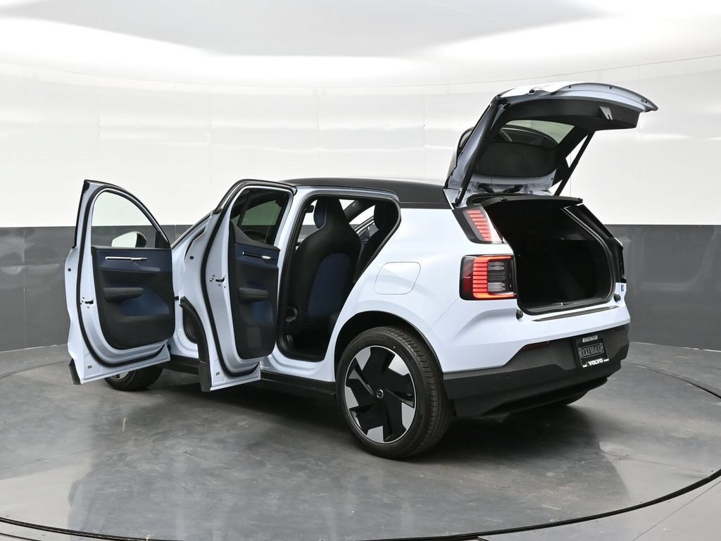 New 2026 Volvo EX30 Plus w/ Protection Package Premier AWD/4WD image 41