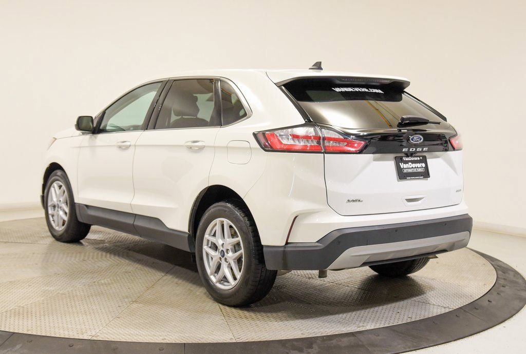 Used 2022 Ford Edge SEL w/ Convenience Package image 5