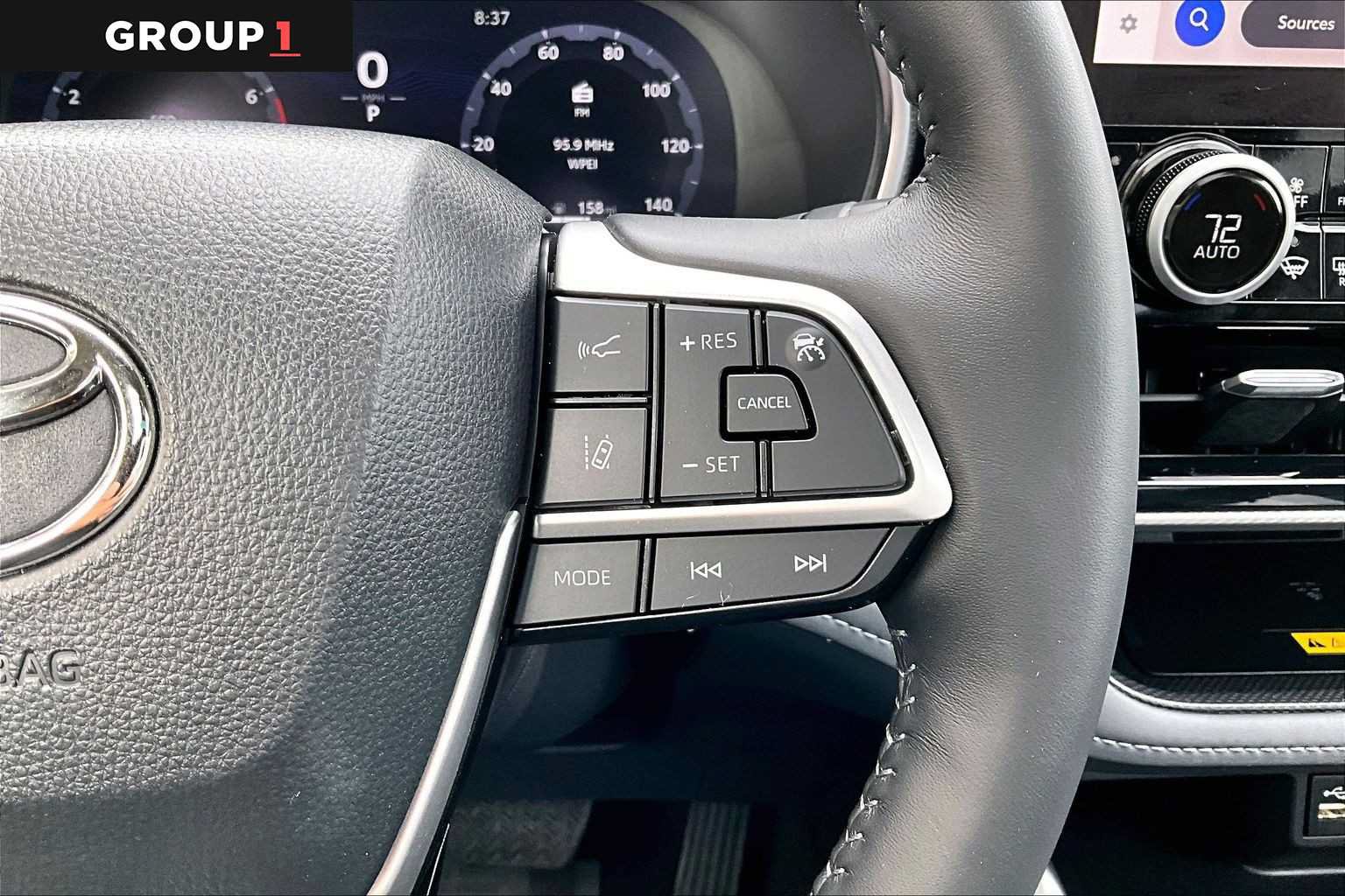 Certified 2025 Toyota Highlander Platinum AWD/4WD image 25