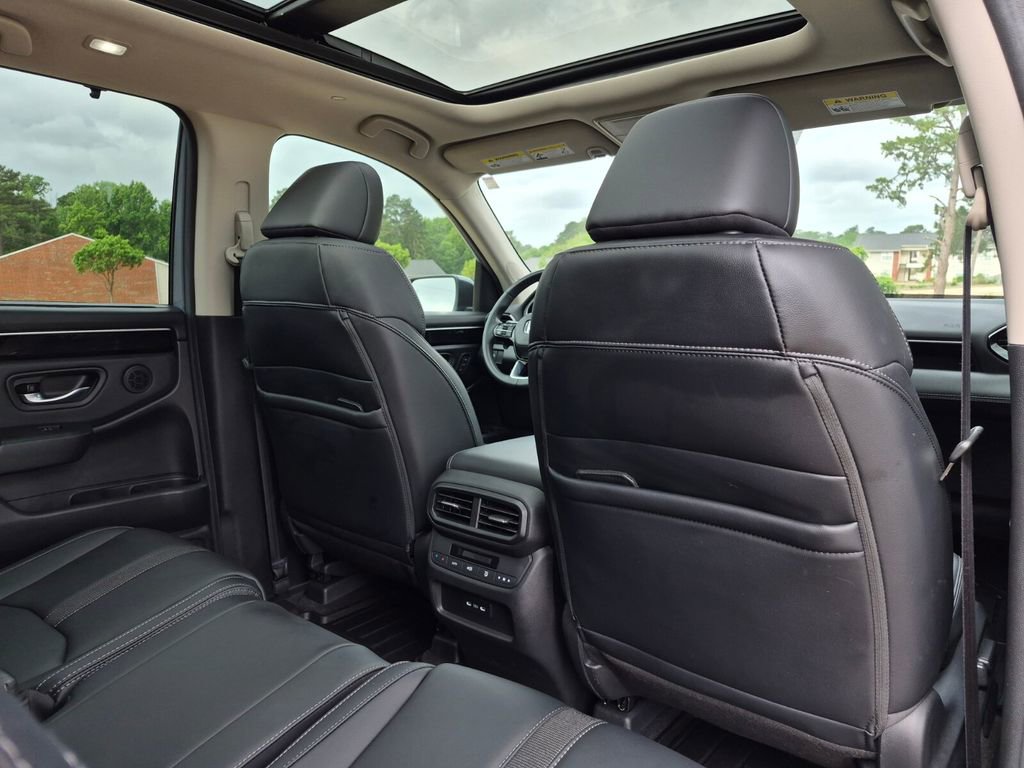 Used 2024 Honda Pilot Touring image 45