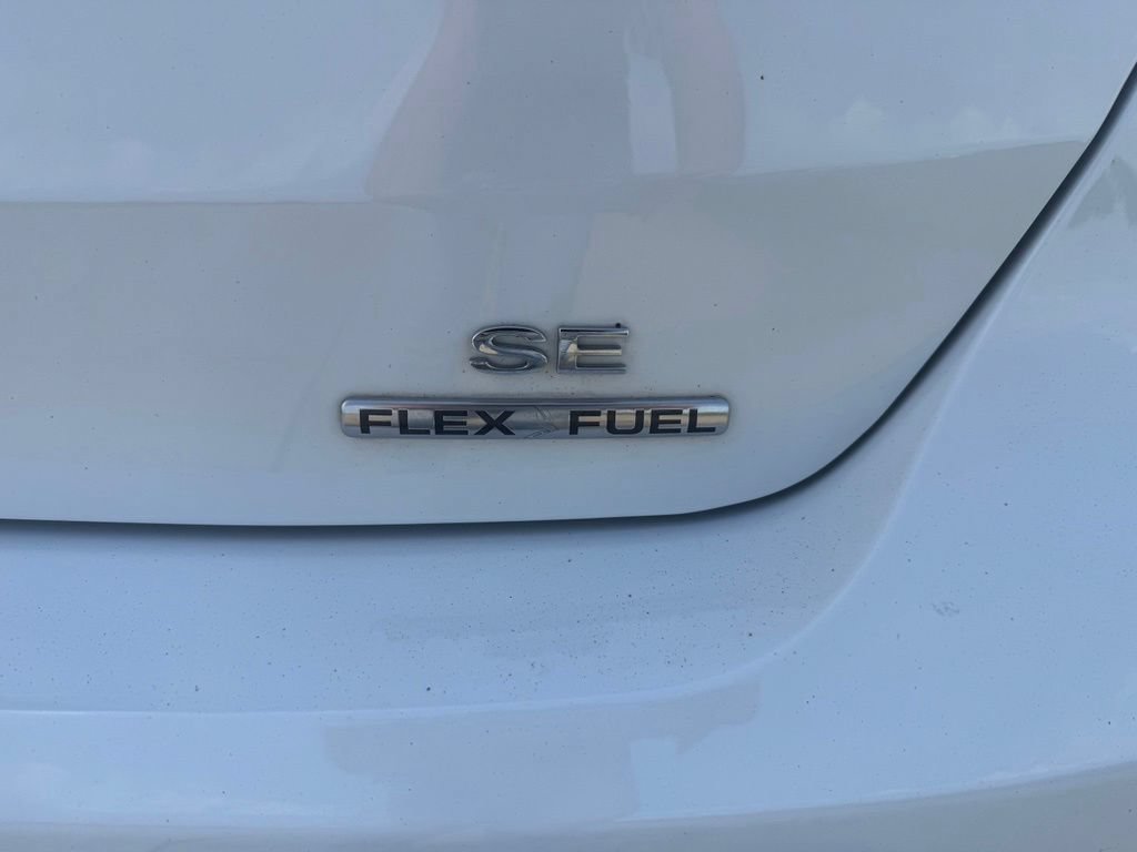 Used 2016 Ford Focus SE FWD image 4