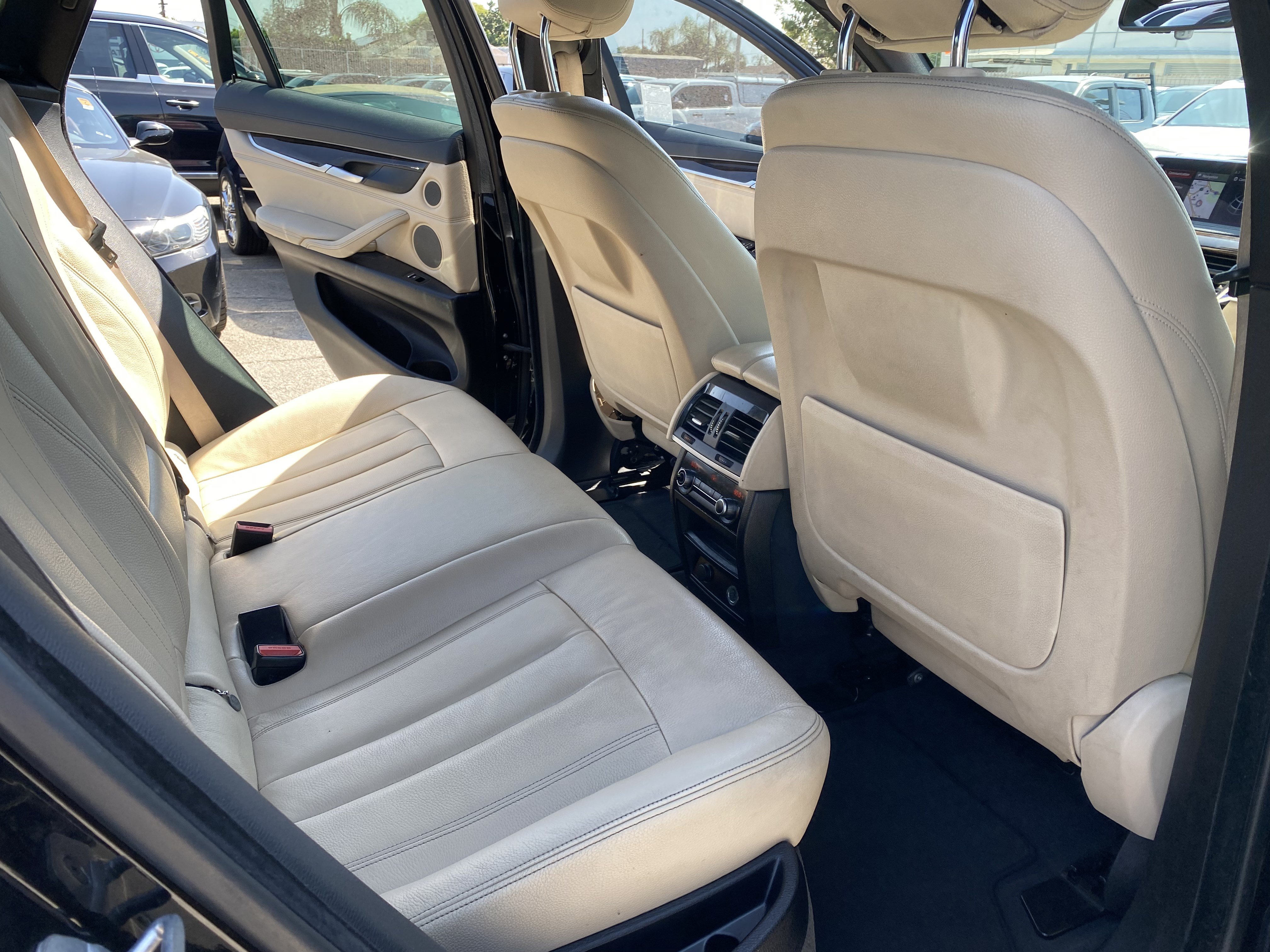 Used 2018 BMW X6 sDrive35i RWD image 22