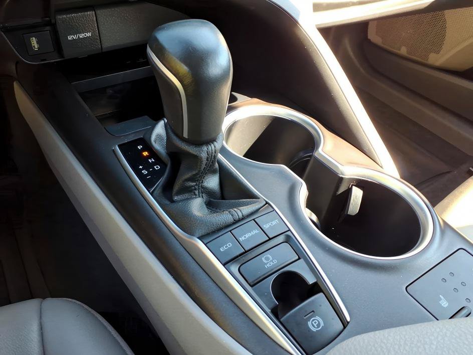 Certified 2023 Toyota Camry XLE FWD image 21