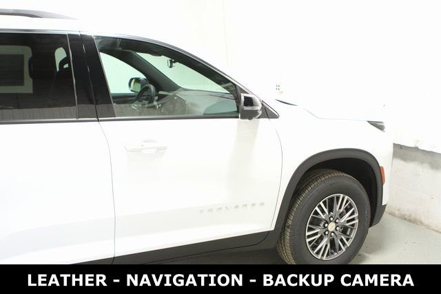 New 2025 Chevrolet Traverse LT w/ Driver Confidence Package image 34