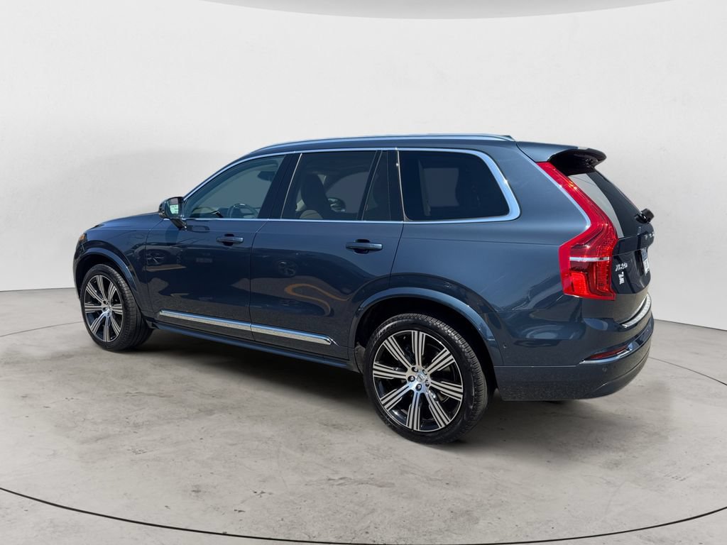 Certified 2025 Volvo XC90 B5 Plus w/ Protection Package Premier AWD/4WD image 4