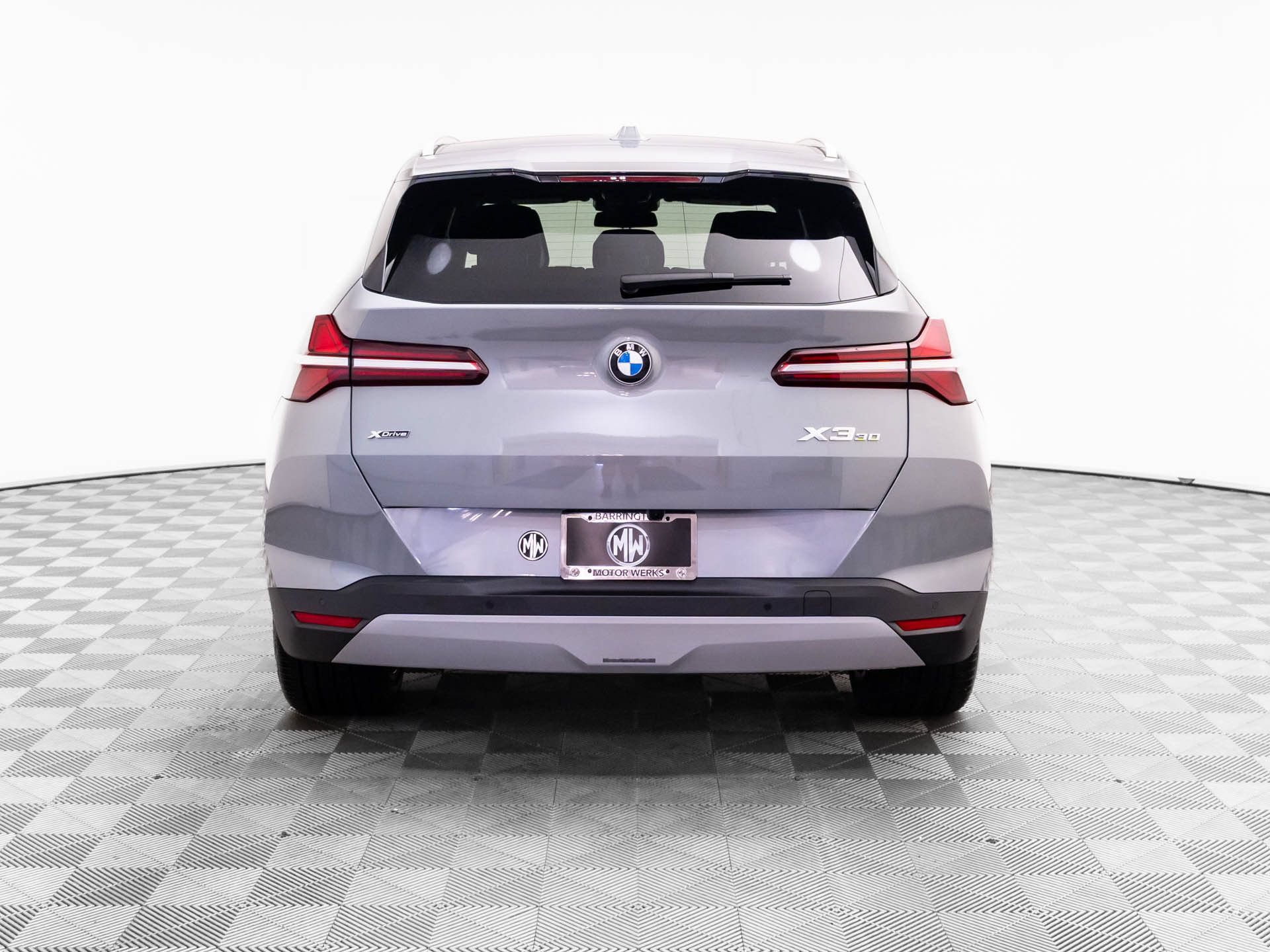 Used 2025 BMW X3 xDrive30i w/ Premium Package AWD/4WD image 4