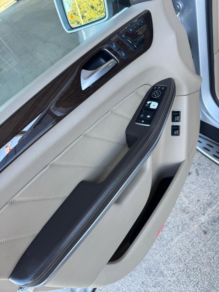 Used 2014 Mercedes-Benz GL 450 4MATIC image 13