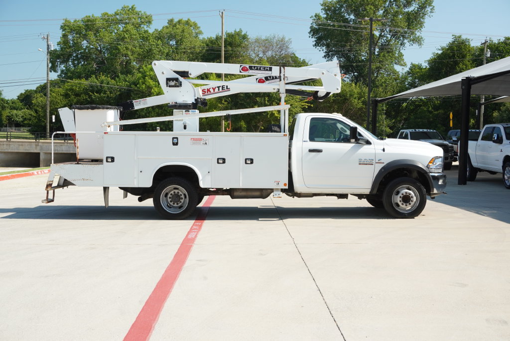 Used 2015 RAM 5500 SLT w/ Quick Order Package 29G SLT AWD/4WD image 8