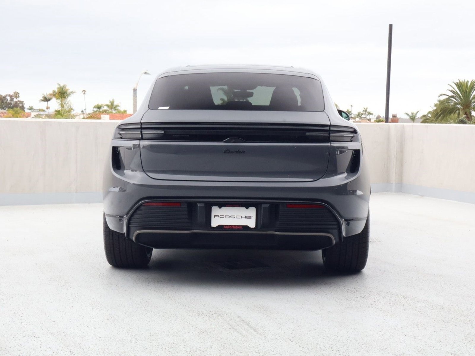 New 2026 Porsche Macan Turbo Electric AWD/4WD image 10