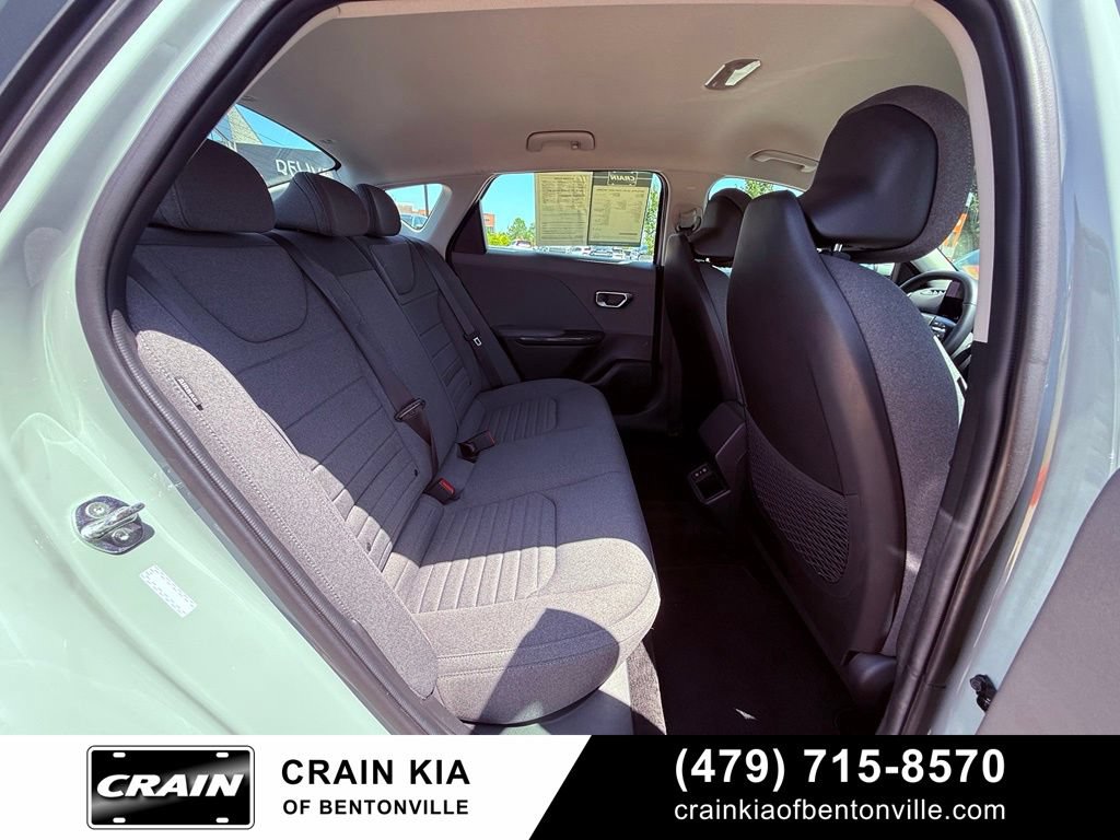 Certified 2025 Kia K4 EX FWD image 30