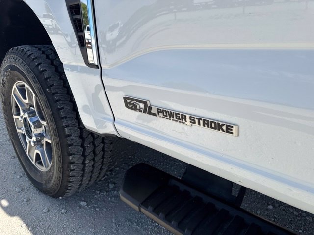 Used 2025 Ford F250 XLT w/ FX4 Off-Road Package AWD/4WD image 9
