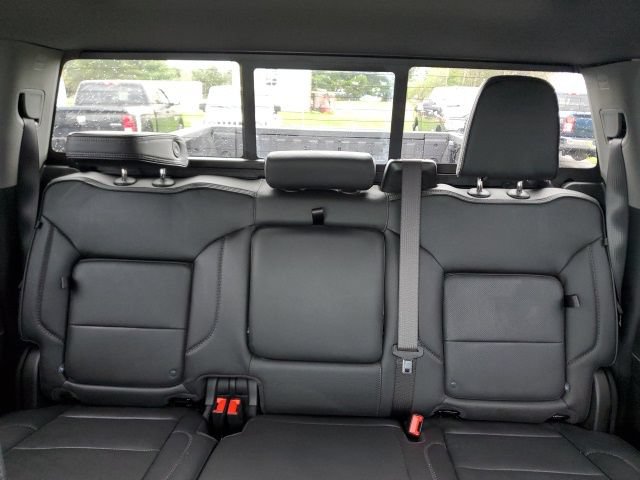 Used 2025 GMC Sierra 1500 Denali AWD/4WD image 13