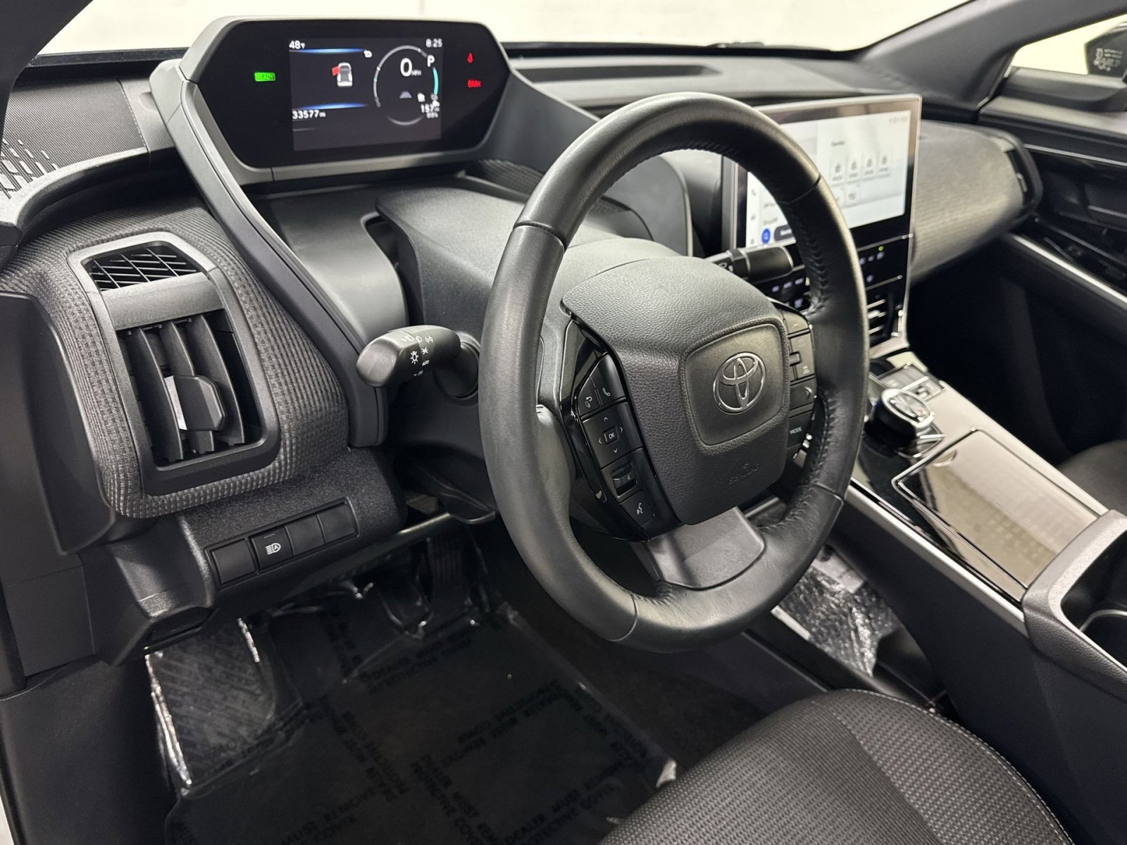 Used 2023 Toyota bZ4X XLE image 7