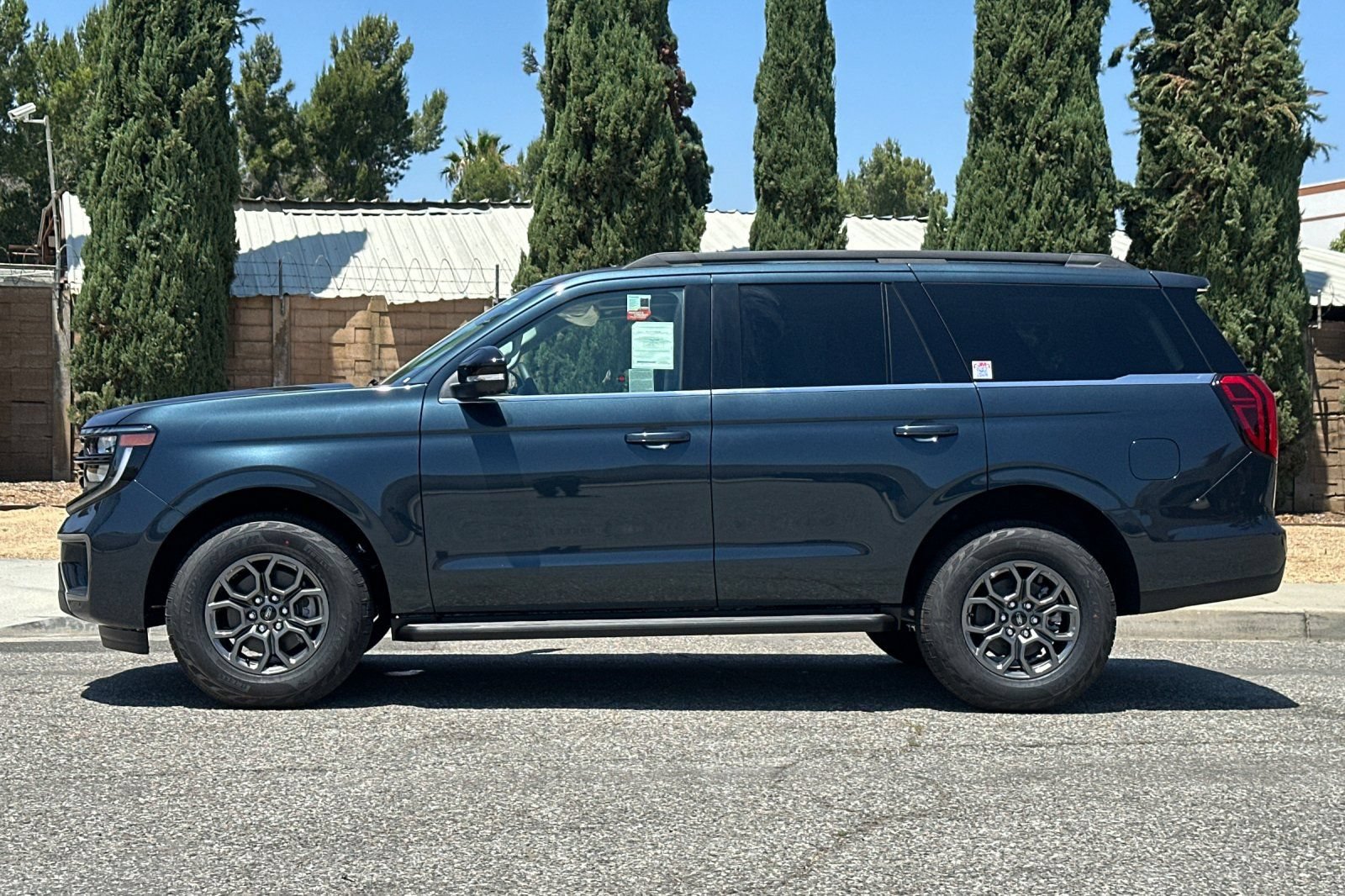 New 2026 Ford Expedition Active RWD image 7