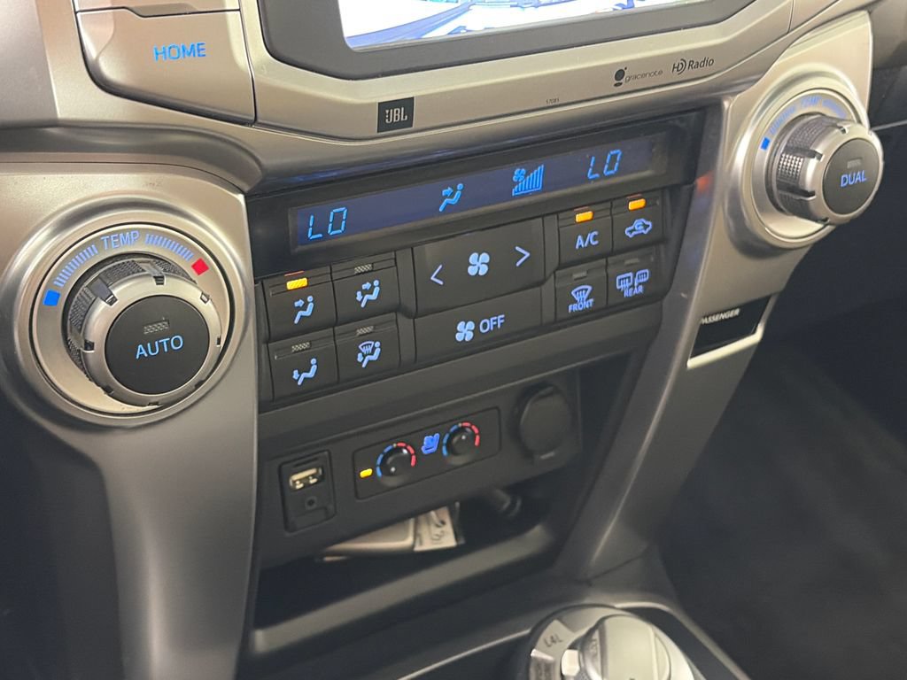 Used 2015 Toyota 4Runner Limited AWD/4WD image 21
