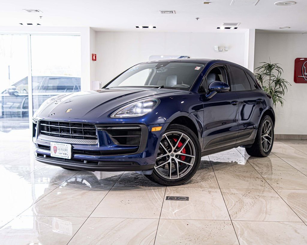 Used 2022 Porsche Macan S image 2
