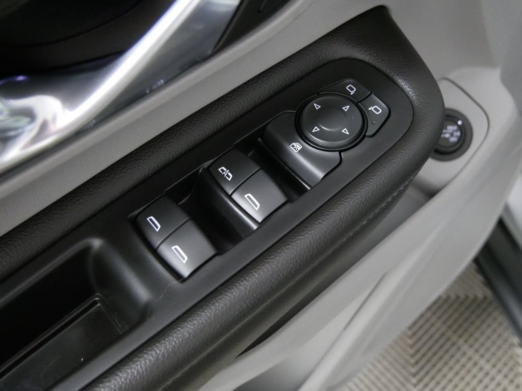 Used 2023 GMC Terrain SLE w/ Driver Convenience Package FWD image 16