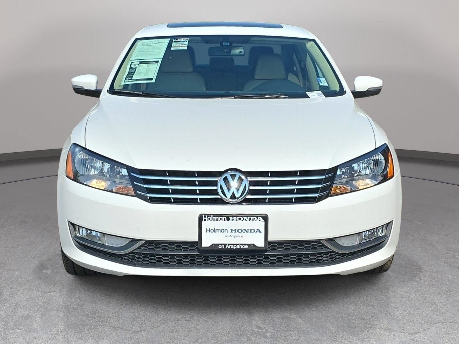 Used 2015 Volkswagen Passat 1.8T SEL Premium FWD image 3