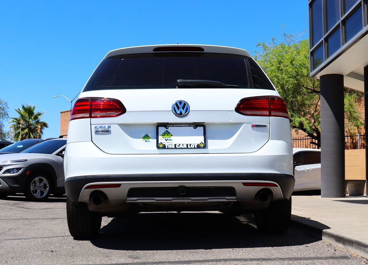 Used 2019 Volkswagen Golf Alltrack S AWD/4WD image 12