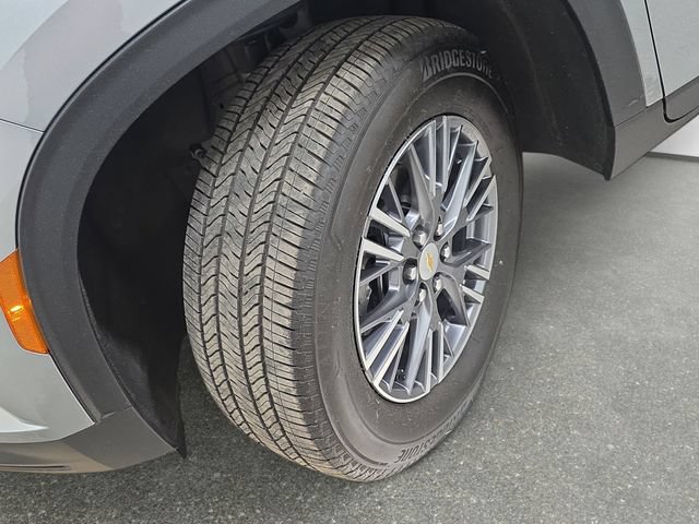 Used 2025 Chevrolet Traverse LT w/ Driver Confidence Package FWD image 29