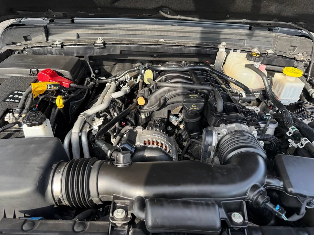 Used 2022 Jeep Gladiator Sport AWD/4WD image 8