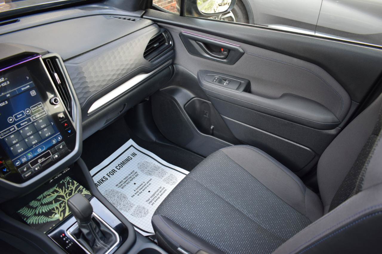 Used 2025 Subaru Forester Premium AWD/4WD image 18