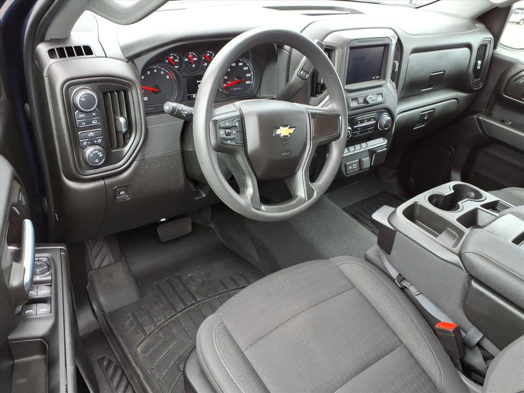 Used 2022 Chevrolet Silverado 1500 Custom AWD/4WD image 17