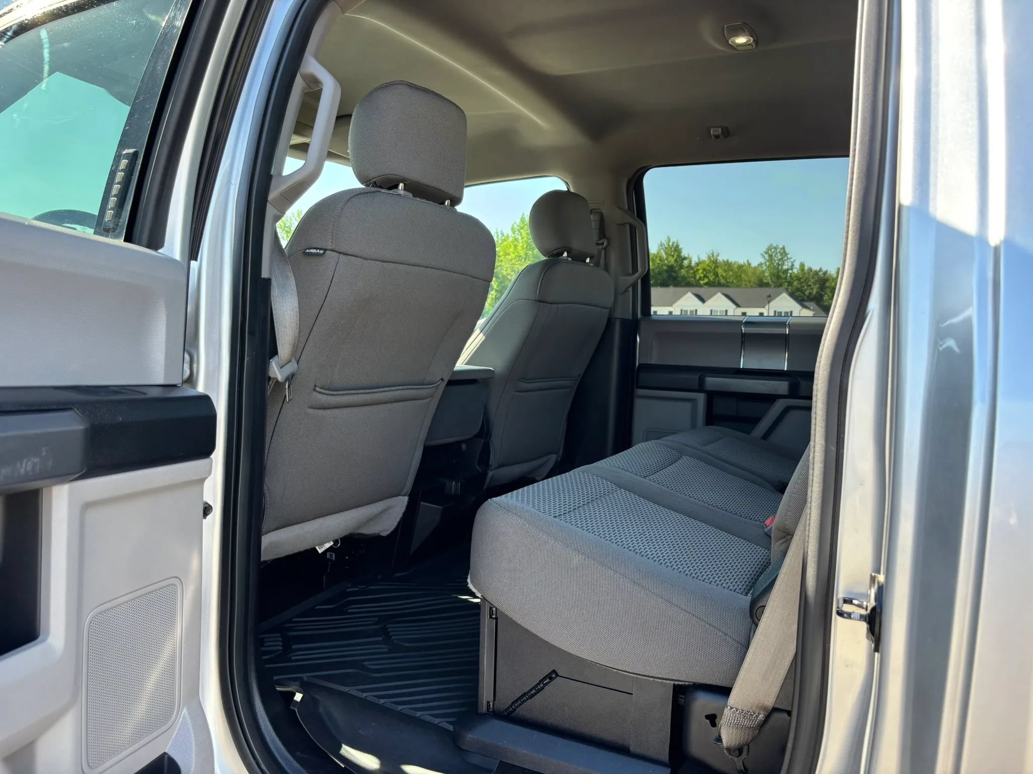 Used 2018 Ford F250 XLT w/ XLT Premium Package AWD/4WD image 19