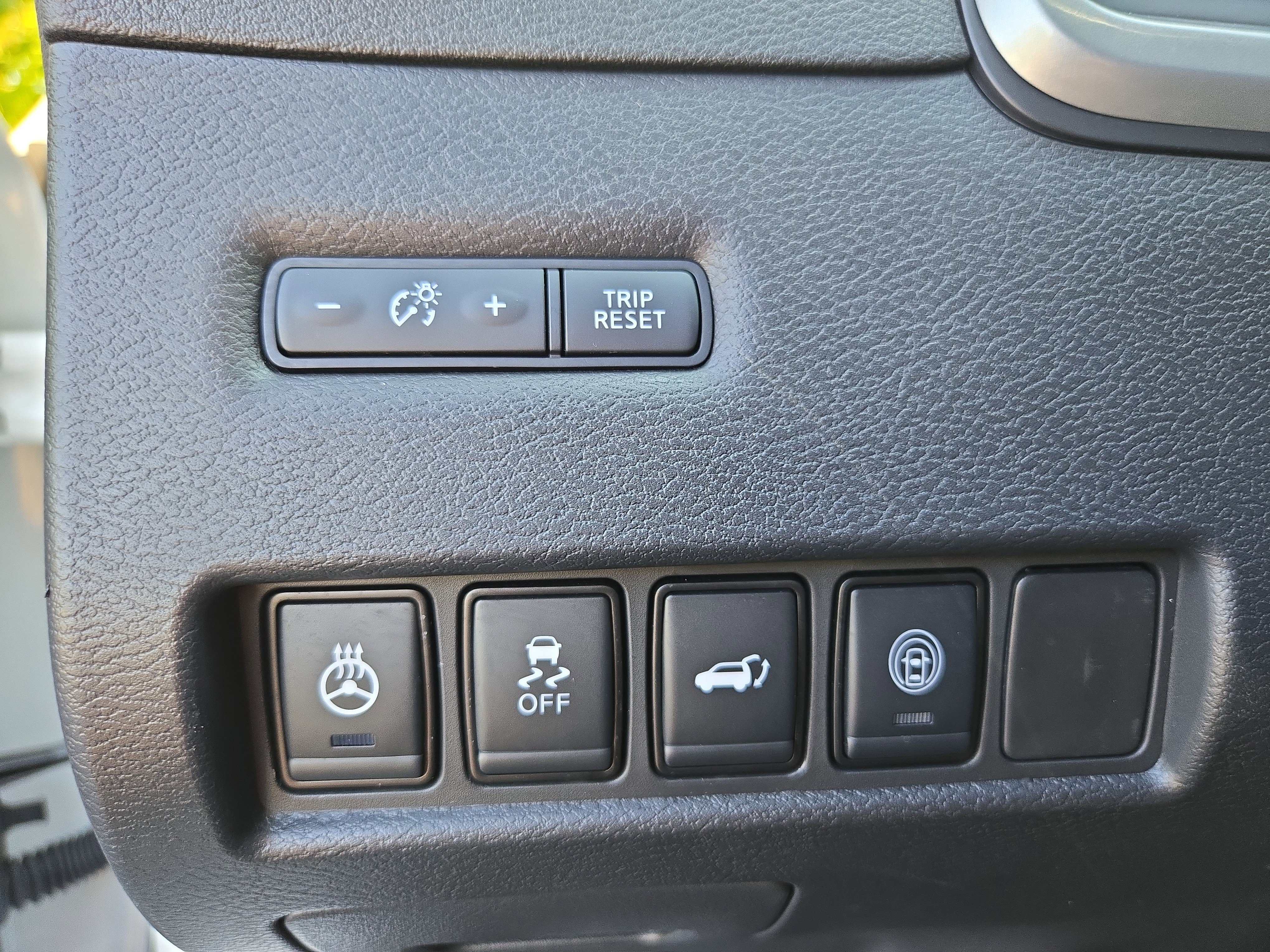 Certified 2024 Nissan Murano Platinum w/ Cargo Package image 17