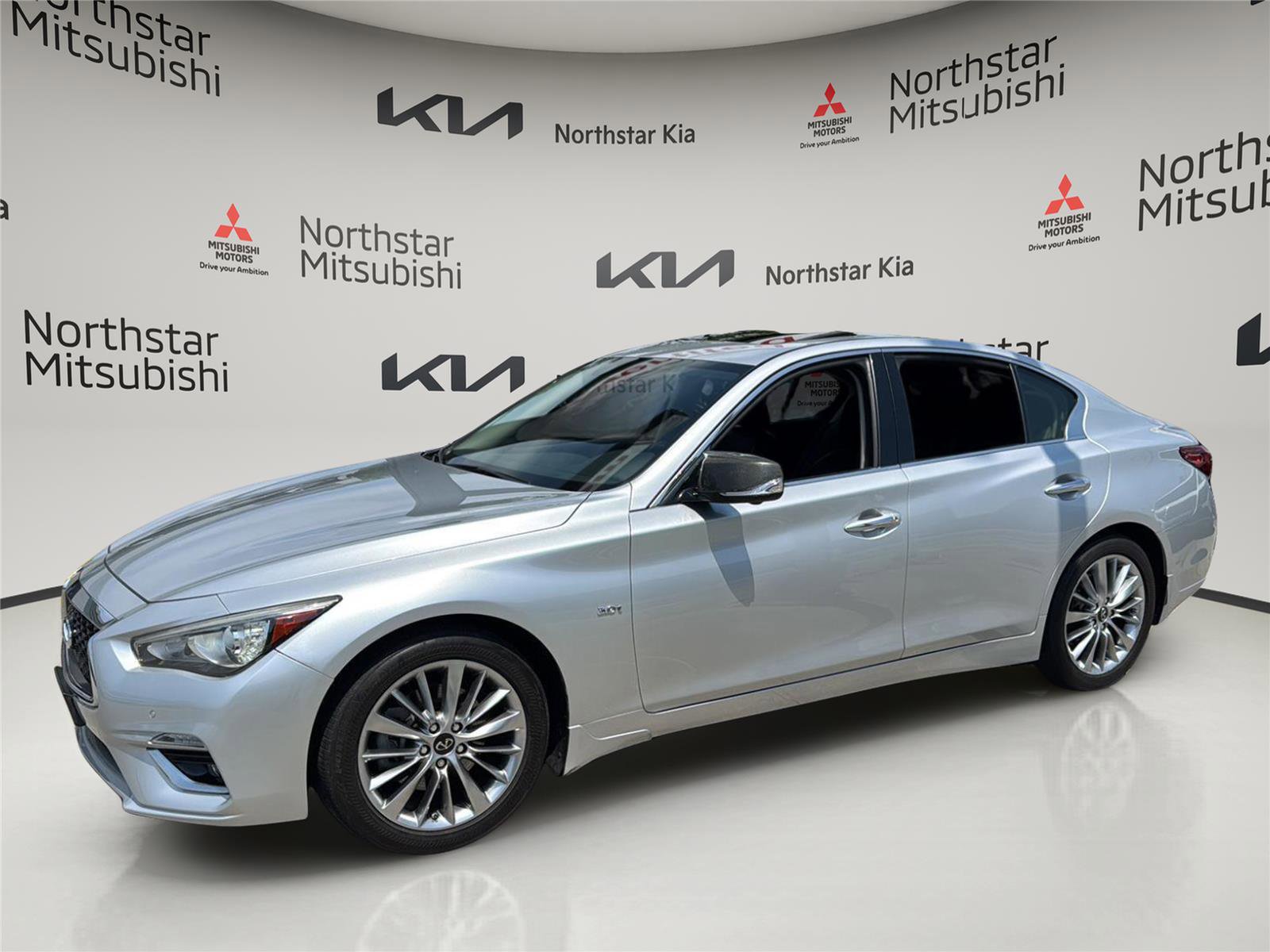 Used 2020 INFINITI Q50 Luxe w/ Essential Package (3.0T Luxe) AWD/4WD image 1