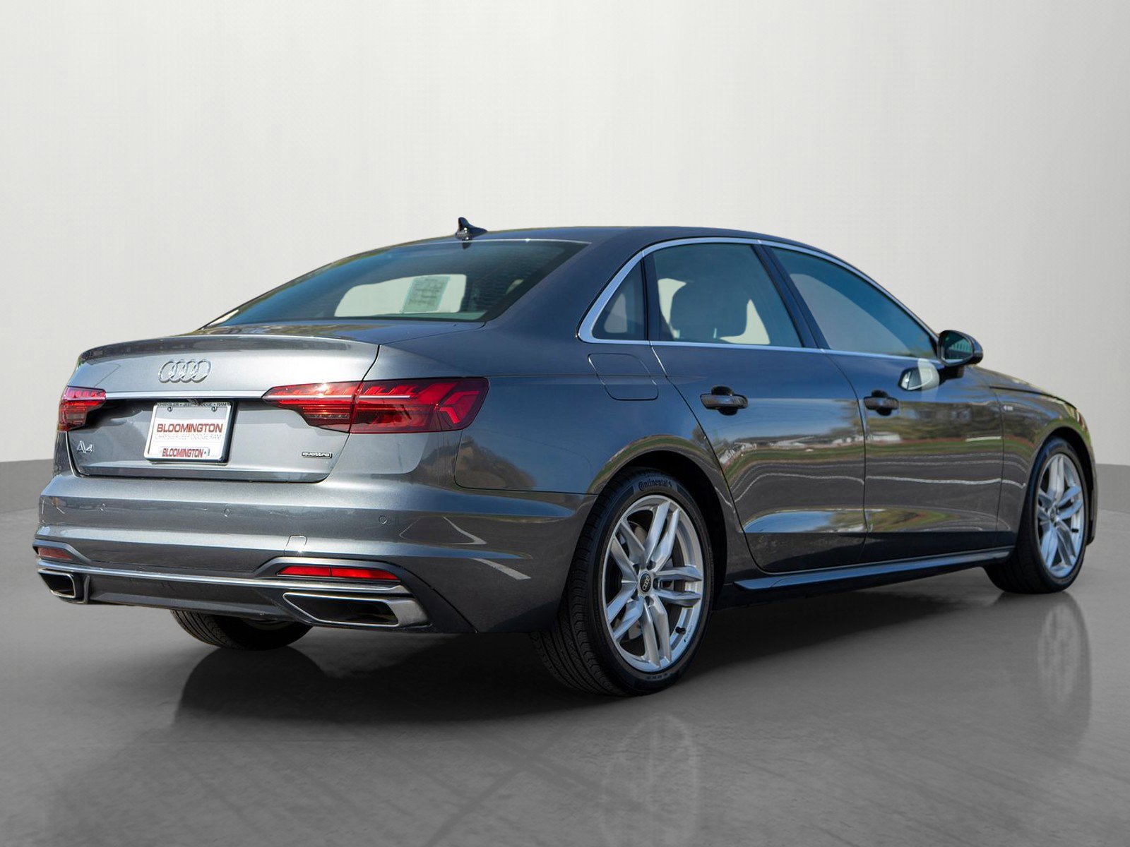 Used 2022 Audi A4 2.0T Premium Plus w/ Premium Plus Package AWD/4WD image 7