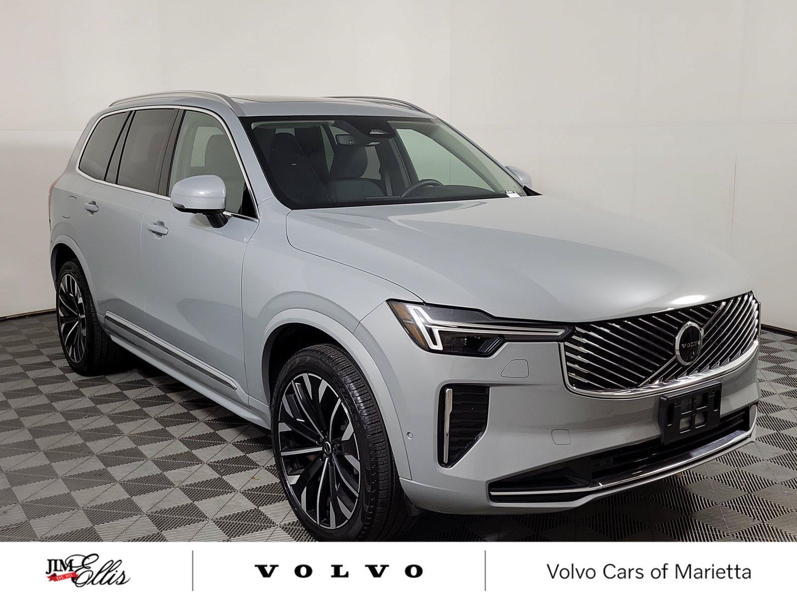 Used 2025 Volvo XC90 B6 Plus