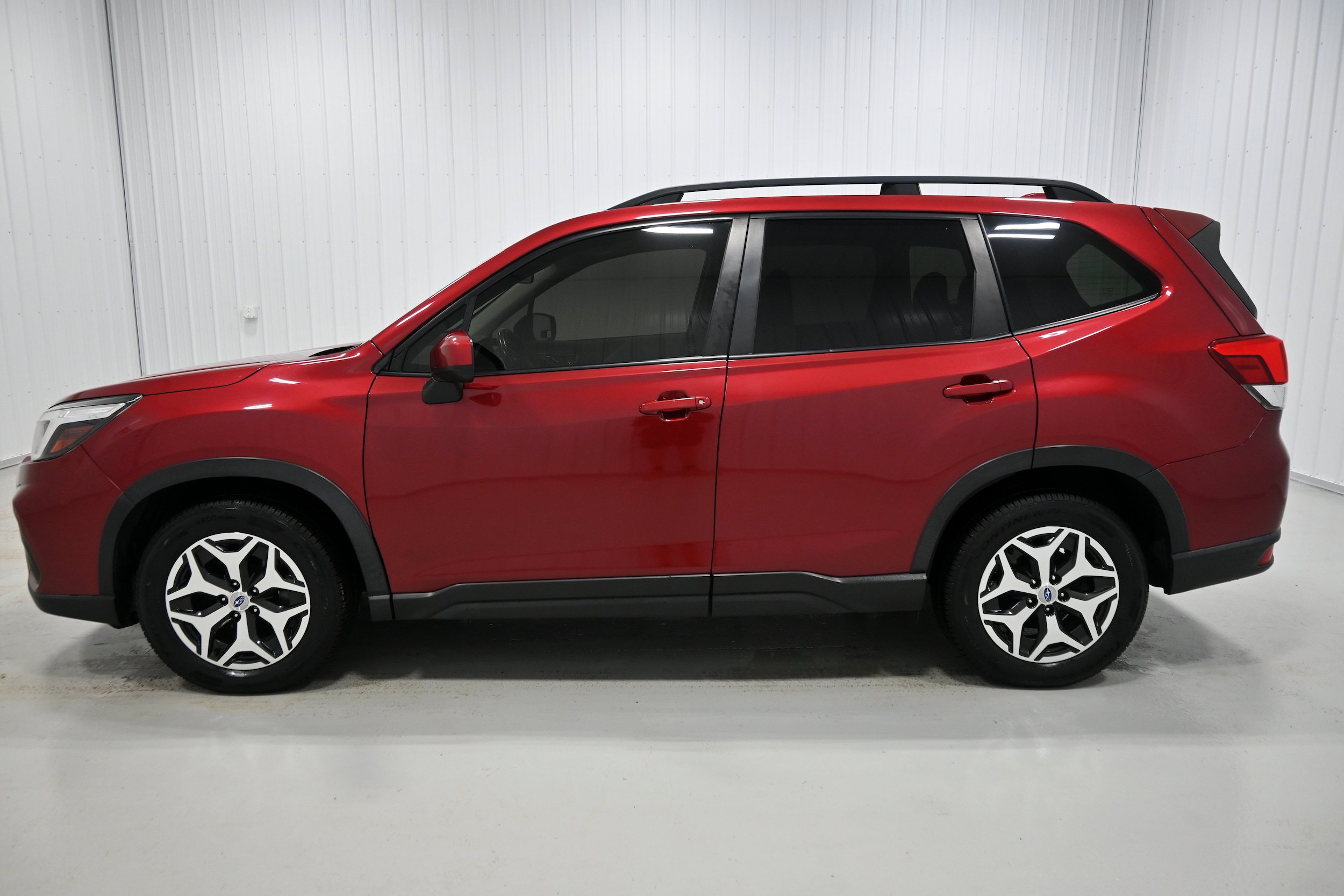Used 2019 Subaru Forester Premium w/ All-Weather Package AWD/4WD image 24
