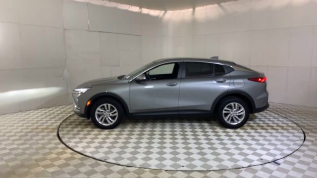 Used 2024 Buick Envista Preferred w/ Convenience I Package image 5