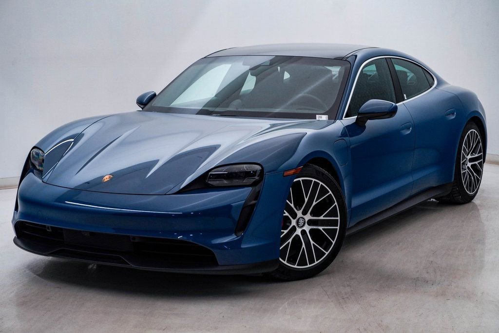 Used 2022 Porsche Taycan 4S image 3