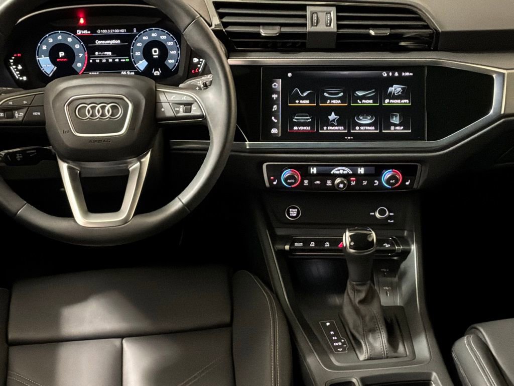 Certified 2025 Audi Q3 2.0T Premium w/ Convenience Package image 22