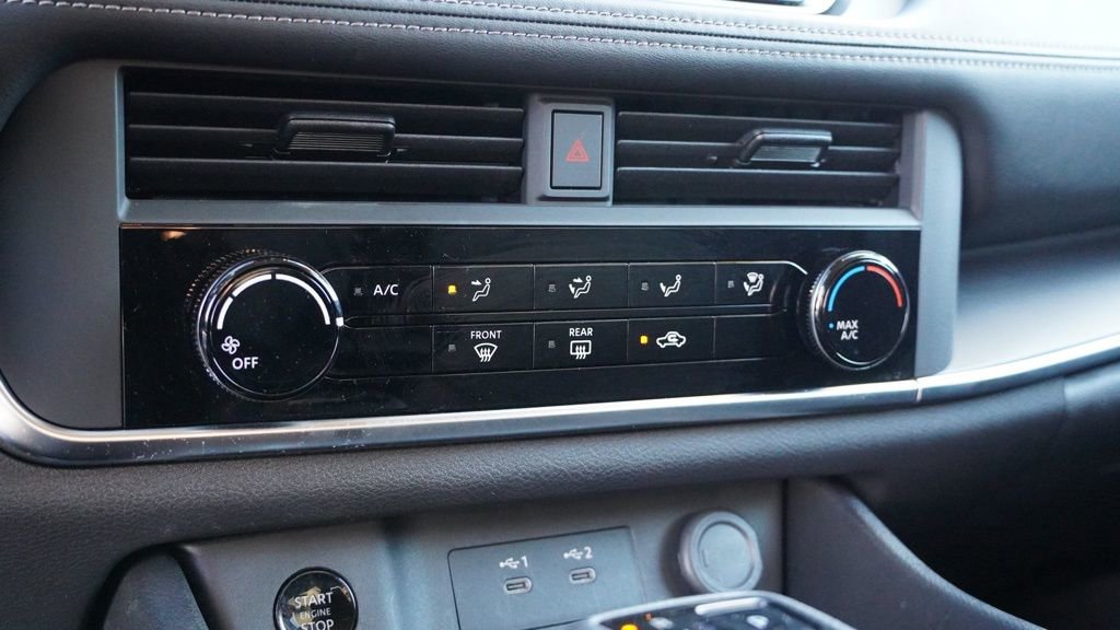 Used 2025 Nissan Rogue S image 33