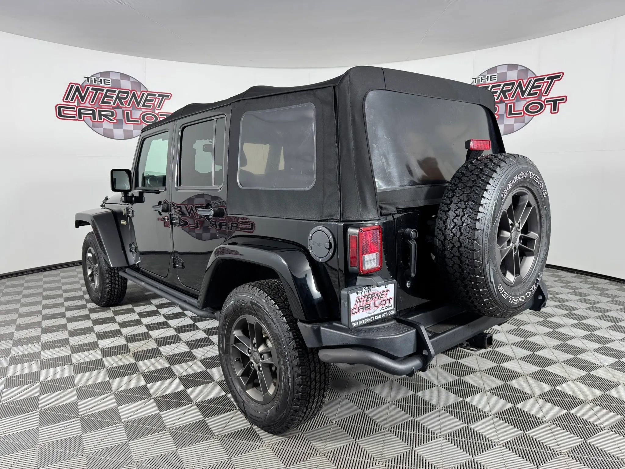 Used 2018 Jeep Wrangler Unlimited Sport AWD/4WD image 5
